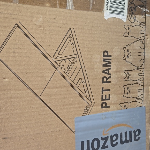 Gray Foldable Pet RAMP And Very Sturdy, Brand New - Picture 8 of 9